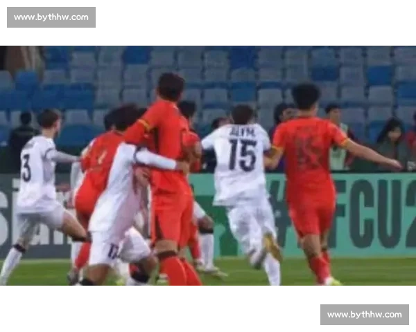 这次真的不怪裁判！VAR的这个回放，让全场观众瞬间沉默！